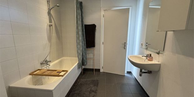 Appartement te huur in Berchem voor € 750 met 1 slaapkamer - Photo 1