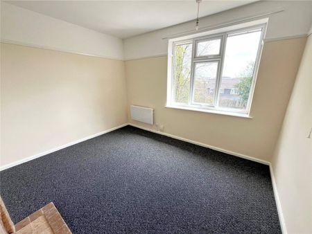 Park Drive, Ilkeston, Derbyshire, DE7 - Photo 5