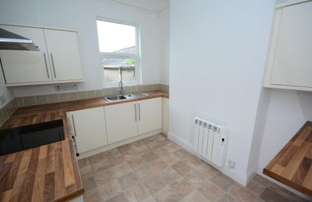 102a Abbey Street, Bangor, BT20 4JB - Photo 2