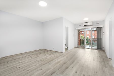 9/149-151 Russell Avenue, Dolls Point NSW 2219 - Apartment For Rent | Domain - Photo 2