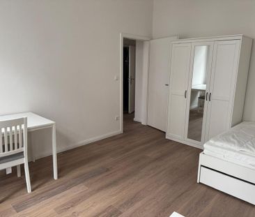 Möbliertes WG-Zimmer (~20 qm) im sanierten Altbau – ab sofort - Foto 1