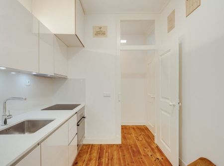 Rua dos Anjos, Lisbon, Lisbon 1170-016 - Photo 2