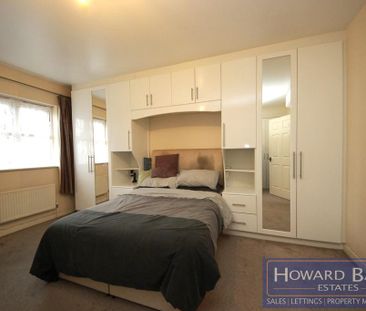 5 bedroom townhouse to rent - Photo 2