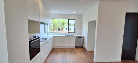 Brand new over the Shore. - Photo 4