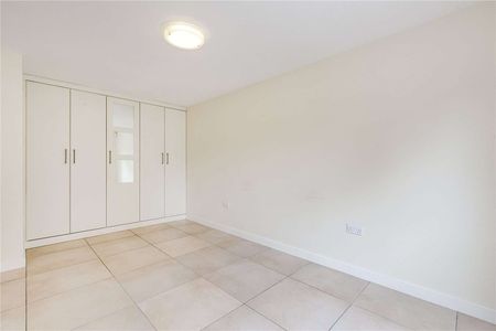 Rosebery Mews, Rosebery Road, London, SW2 4DQ - Photo 3