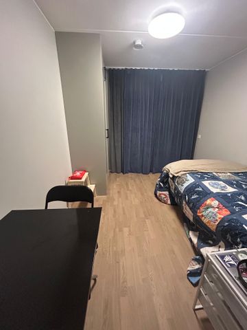 Karolinska Institutet, Solna - Photo 2