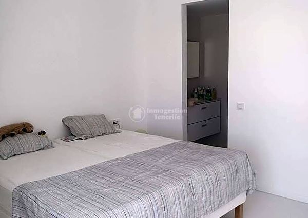 * For rental 2 bedroom apartment in Costa del Silencio