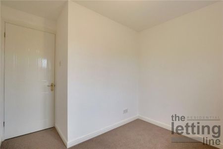 3 bedroom semi-detached house to rent - Photo 3