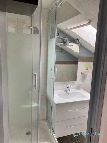 Location Appartement 1 pièce 10m² REIMS 51100 - Photo 2