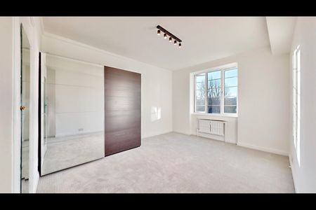 1 Bed Flat, Heathway Court, NW3 - Photo 5