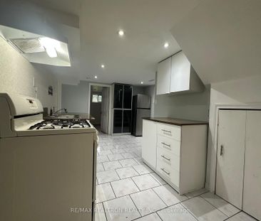 For Lease - 713 Sunnypoint Drive Unit# Lower Level, Newmarket, Ontario - Photo 2