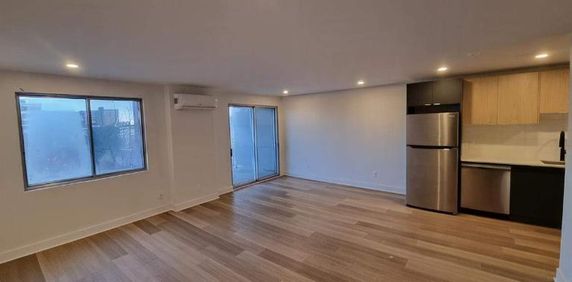 Studio - Côte Saint-Luc - $1,399 /mo - Photo 2