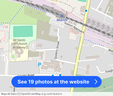 Queens Street, March - Photo 1