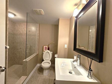 For Lease - 59 Chao Crescent, Richmond Hill, Ontario - Photo 5