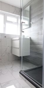 Greystoke Gardens, London - Photo 3