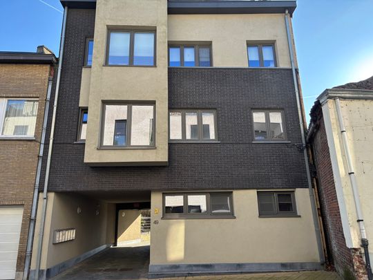 LEDE - Centraal gelegen éénslaapkamerappartement - Foto 1