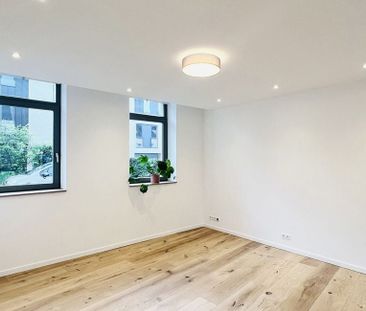 Woning te huur in Sterrebeek voor € 1.950 met 4 slaapkamers - Photo 2