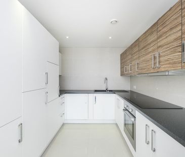3 bedroom apartment to rent - Photo 3