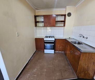 First Floor Unit Opposite Park - Photo 4