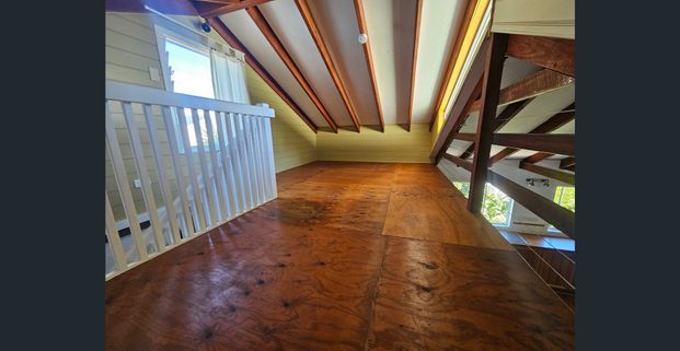 Cottage Close To Town - Photo 1