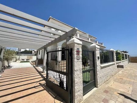 Calle Bélgica, Málaga, Andalusia 29004 - Photo 5