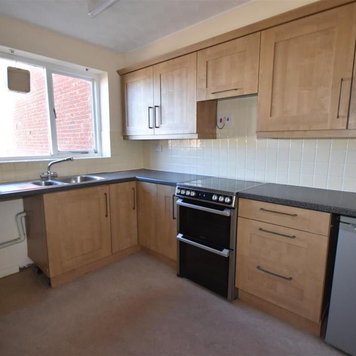 3 bedroom apartment to rent - Photo 1
