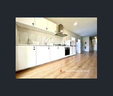 New generation studio living - at its best! - Photo 6