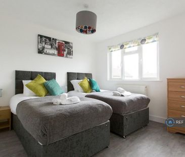 2 bedroom terraced house to rent - Photo 6