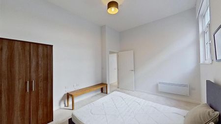 2 bedroom flat to rent - Photo 4