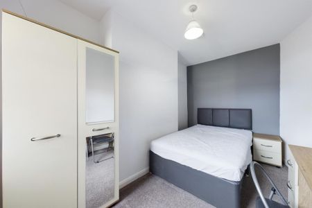 4 bedroom house to rent - Photo 3