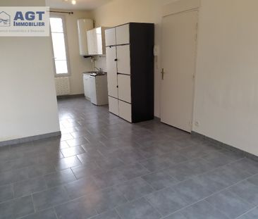 Location Appartement 1 pièce 23m² BEAUVAIS 60000 - Photo 1