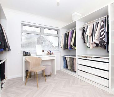 3 bedroom detached house to rent - Photo 3