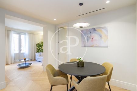 Flat for rent in Madrid - Photo 4