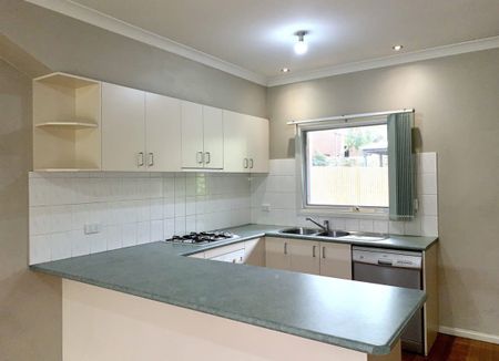 8 Peppercorn Walk, Kensington - Photo 4