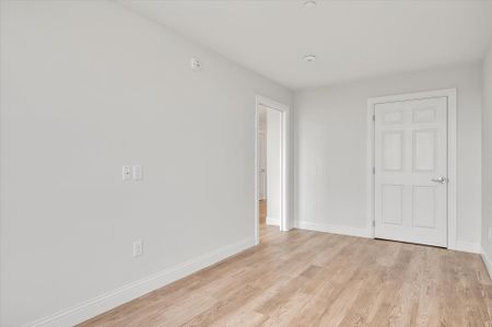 For Lease - 555 Bonaccord Street Unit# 220, Peterborough Central, Ontario - Photo 4