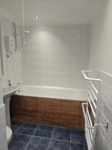 1 bedroom ground floor maisonette to rent - Photo 5