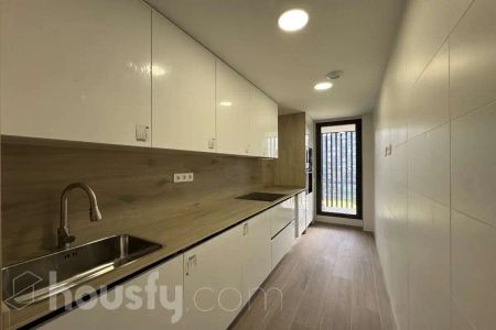 Piso de alquiler en Calle de Rafael Moneo, ., Primera Fase - Nuevo Tres Cantos - Photo 2