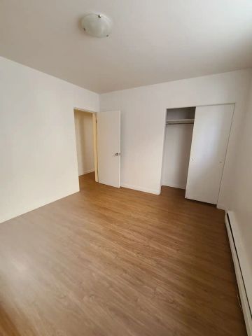 Kalla Place — 2 Bedroom - Photo 4