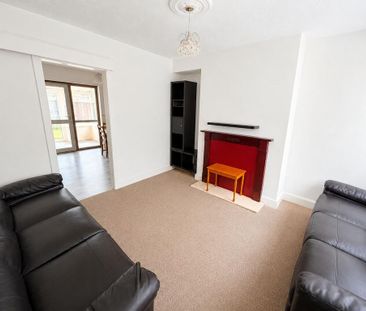 2 bedroom terraced house to rent - Photo 2