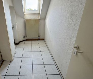 56599 Leutesdorf:Gemütliche 3 Zimmer Dachgeschosswohnung in verkehr... - Photo 4
