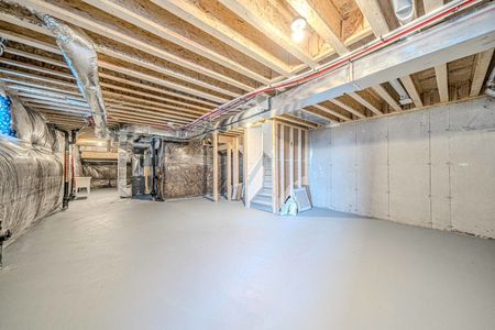 For Lease - 1054 Lockie Drive, Oshawa, Ontario - Photo 4