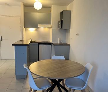Location Appartement 2 pièces 45m² - Photo 5