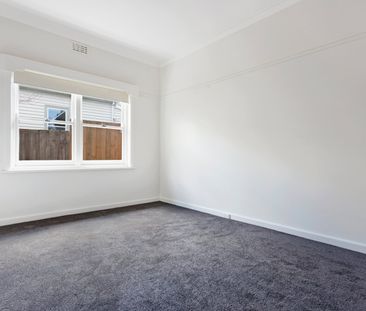 319 Chisholm Street, Black Hill - Photo 3