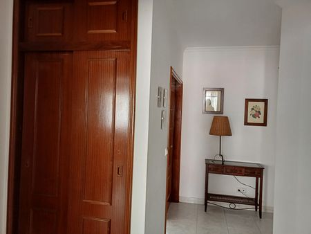 Apartamento T2 Arrendamento de Outubro a Maio - Photo 3