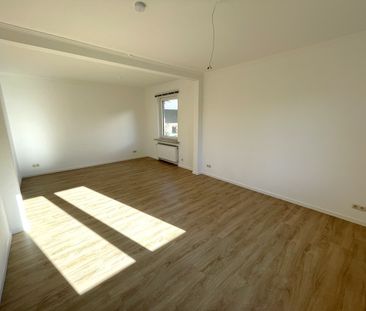 Großzügige Erdgeschosswohnung im Herzen von Wiefelstede! - Photo 3