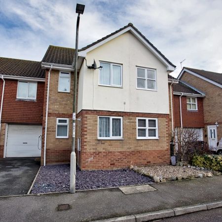 Bamford Way, CT14 7XP, Deal - Photo 4