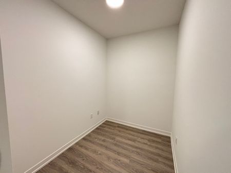 For Lease - 8 Interchange Way Unit# 2001, Vaughan, Ontario - Photo 5