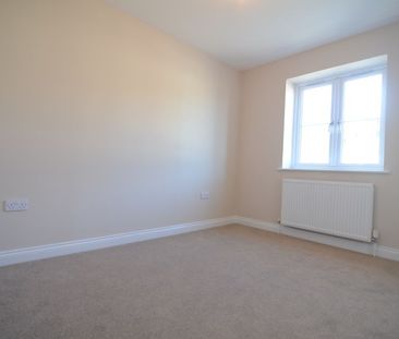 3 bedroom townhouse to rent - Photo 4