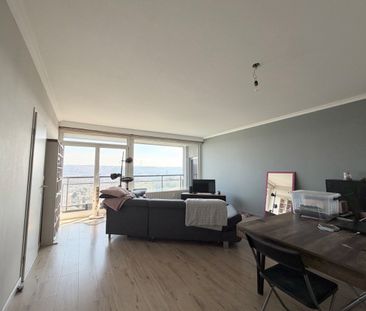 COINTE - APPARTEMENT MET 2 SLK., TERRAS, BALKON EN PARKING - Foto 1