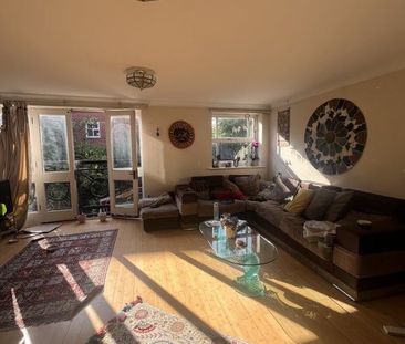 Room in a Shared House, London, SW17 - Photo 1